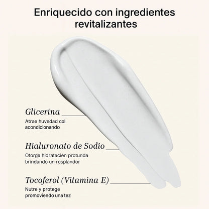 Base de maquillaje 4 en 1 que hidrata, protege y acondiciona la piel.